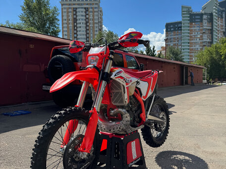 2025 Beta RR 2T 250/300, красный, 700000 рублей, вид 3