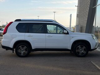 2013 Nissan X-Trail II Рестайлинг, белый, 1299000 рублей, вид 4