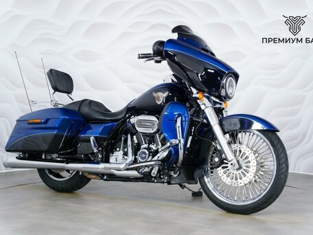 2018 Harley-Davidson Street Glide, синий, 1777000 рублей, вид 5