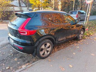 2021 Volvo XC40 I, чёрный, 3200000 рублей, вид 5