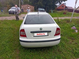 2002 Skoda Octavia I (A4) Рестайлинг, белый, 205000 рублей, вид 3