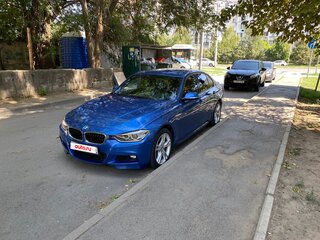 2015 BMW 3 серии 320i xDrive VI (F3x), синий, 1900000 рублей, вид 3