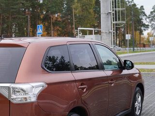 2013 Mitsubishi Outlander III, коричневый, 1160000 рублей, вид 3