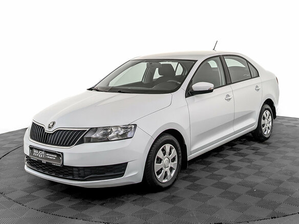 2018 Skoda Rapid I Рестайлинг, белый, 1100000 рублей