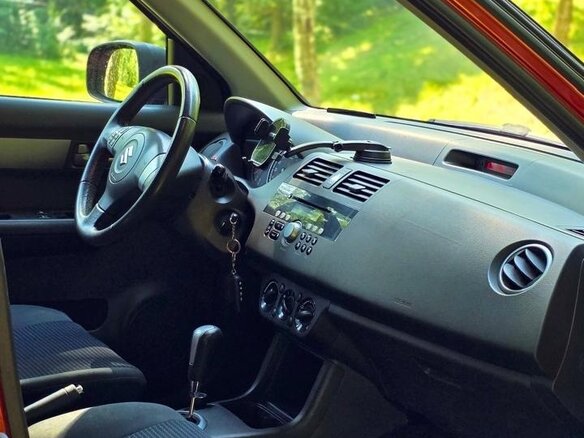 2010 Suzuki Swift III, оранжевый, 720000 рублей - вид 9
