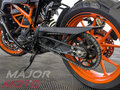 2022 KTM 390 Duke, чёрный - вид 10