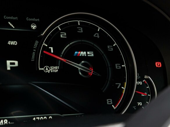 2019 BMW M5 Competition VI (F90), синий, 8380000 рублей - вид 29