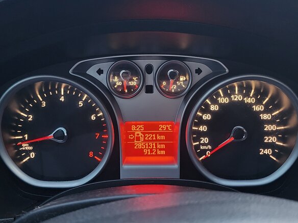 2008 Ford Focus II Рестайлинг, серый, 460000 рублей - вид 11