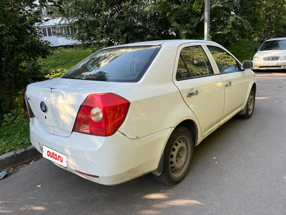 2015 Geely MK I Рестайлинг, белый, 160000 рублей - вид 3