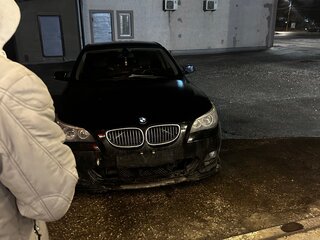 2006 BMW 5 серии 525i V (E60/E61), чёрный, 700000 рублей, вид 1
