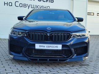 2017 BMW 5 серии 540i xDrive VII (G30/G31/G38), чёрный, 3999000 рублей, вид 3