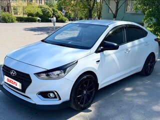 2018 Hyundai Solaris II, белый, 1250000 рублей, вид 5