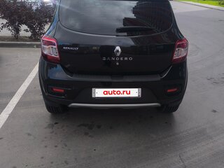 2017 Renault Sandero Stepway II, чёрный, 900000 рублей, вид 3