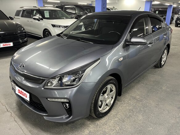2017 Kia Rio III Рестайлинг, серый, 1125000 рублей