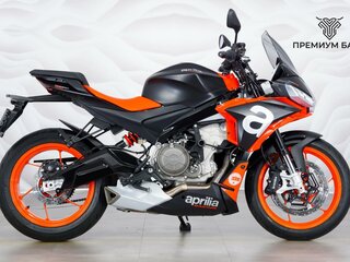 Aprilia Tuono 660