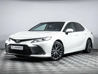 2021 Toyota Camry VIII (XV70) Рестайлинг, белый, 3450000 рублей, вид 1