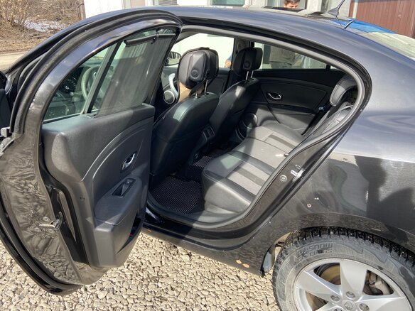 2010 Renault Fluence I, чёрный, 480000 рублей - вид 10
