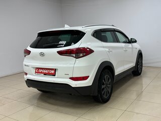 2018 Hyundai Tucson III, белый, 1945000 рублей, вид 4