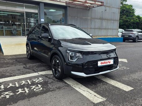 2023 Kia Niro II, чёрный, 2900000 рублей, вид 3