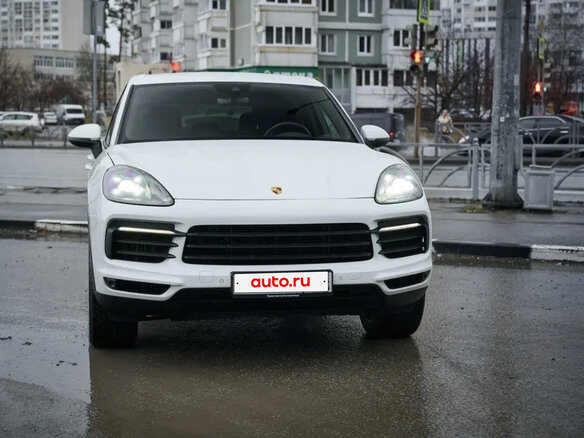 2018 Porsche Cayenne III, белый, 5500000 рублей - вид 1