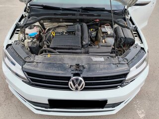 2017 Volkswagen Jetta VI Рестайлинг, белый, 1010000 рублей, вид 3