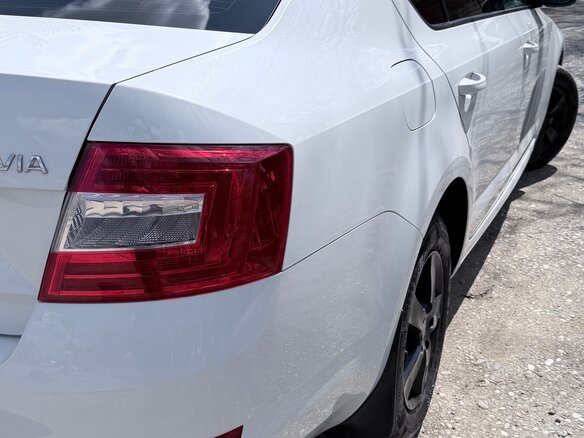 2016 Skoda Octavia III (A7), белый, 1228000 рублей - вид 11