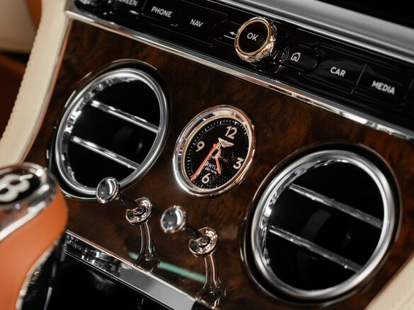 2020 Bentley Continental GT III, белый, 16600000 рублей - вид 20