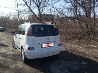 2012 Citroen C3 Picasso I Рестайлинг, белый, 700000 рублей, вид 3