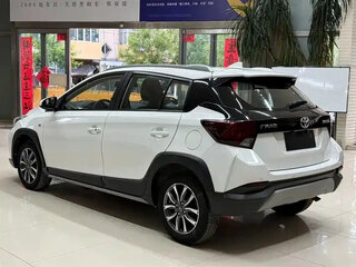 2023 Toyota Yaris XP150 XP150 Рестайлинг 2, белый, 1170000 рублей, вид 5
