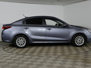 2018 Kia Rio IV, серый, 1329990 рублей, вид 4