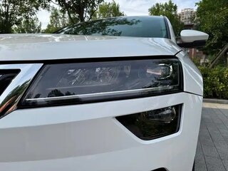 2023 Skoda Karoq DSG7 I, белый, 2370000 рублей, вид 4