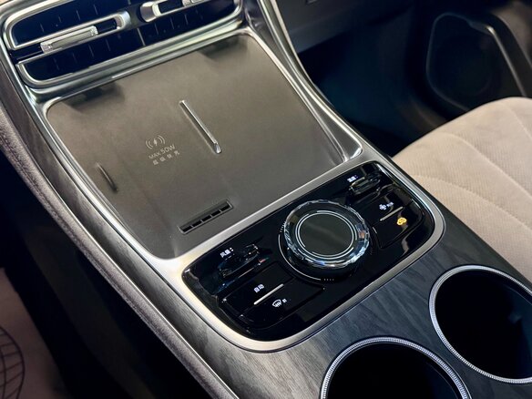 2026 Geely Galaxy M7, синий, 3599000 рублей - вид 12