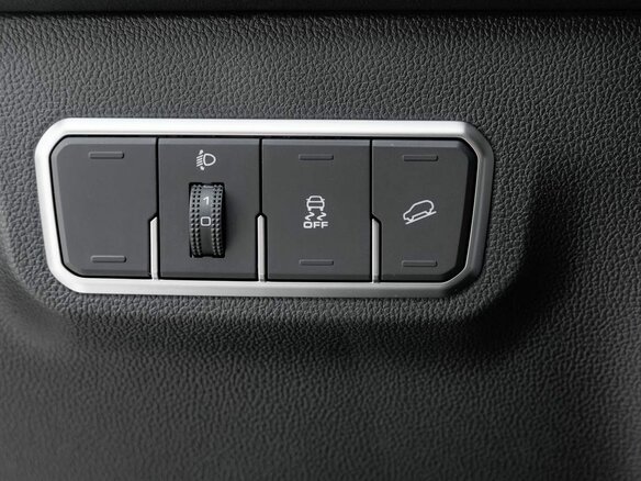 2026 Haval M6 II, серый - вид 37