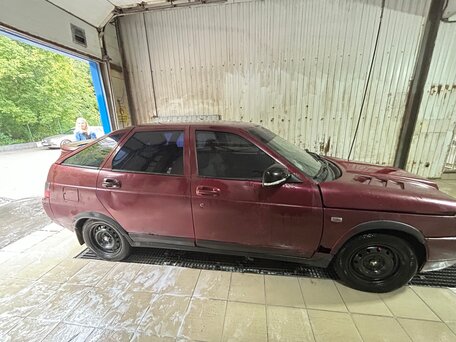 2004 Lada (ВАЗ) 2112, красный, 71000 рублей, вид 5