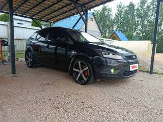 2010 Ford Focus II Рестайлинг, чёрный, 490000 рублей, вид 3