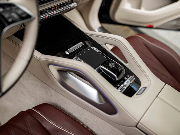 2024 Mercedes-Benz Maybach GLS 600 I Рестайлинг, чёрный - вид 17