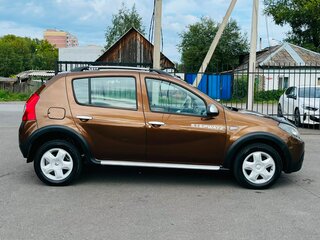 2013 Renault Sandero Stepway I, коричневый, 799999 рублей, вид 5