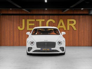 2020 Bentley Continental GT III, белый, 16600000 рублей, вид 3