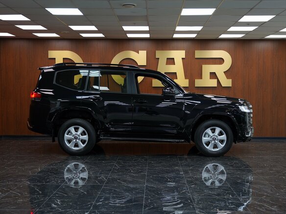 2026 Toyota Land Cruiser 300 Series, чёрный, 13881660 рублей - вид 3