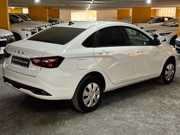 2023 Lada (ВАЗ) Vesta I Рестайлинг (NG), белый, 860000 рублей - вид 3