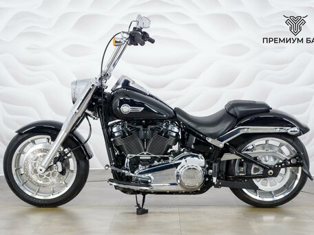 2022 Harley-Davidson Fat Boy, чёрный, 2249000 рублей, вид 2