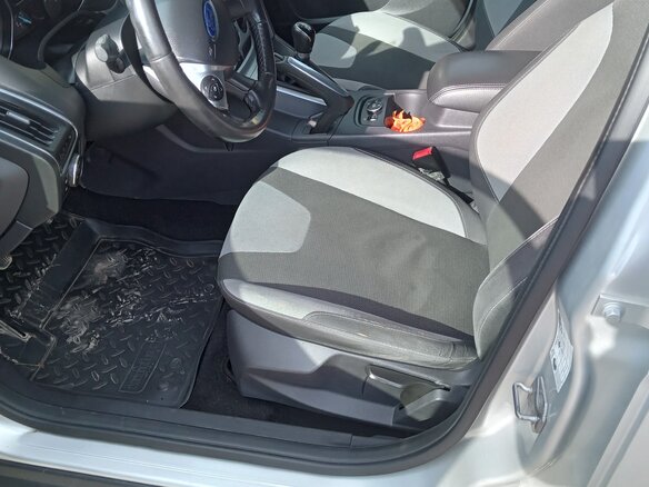 2012 Ford Focus III, серебристый, 560000 рублей - вид 8