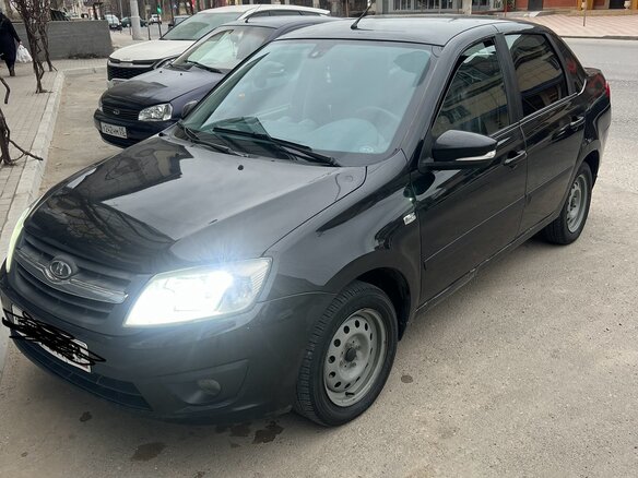 2015 Lada (ВАЗ) Granta I, чёрный, 520000 рублей