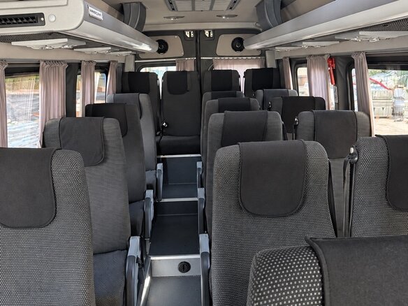 2016 Mercedes-Benz Sprinter, серебристый, 6590000 рублей - вид 12