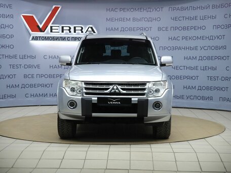 2011 Mitsubishi Pajero IV Рестайлинг 1, серебристый, 1250000 рублей, вид 2