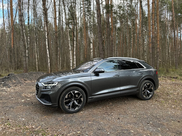 2019 Audi Q8 50 TDI I (4M), серый, 5800000 рублей - вид 5