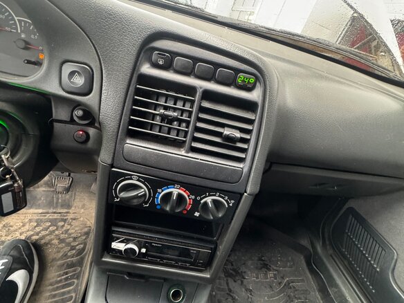 2006 Lada (ВАЗ) 2110, серебристый, 145000 рублей - вид 8