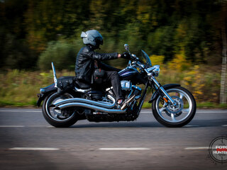 2012 Yamaha XV 1900, фиолетовый, 802026 рублей, вид 4
