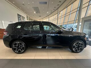 2026 BMW X3 Long 30L xDrive IV (G45/G48), чёрный, 7650000 рублей, вид 4