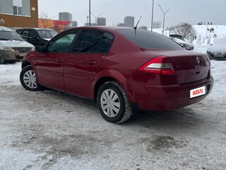 2008 Renault Megane II Рестайлинг, красный, 450000 рублей, вид 4